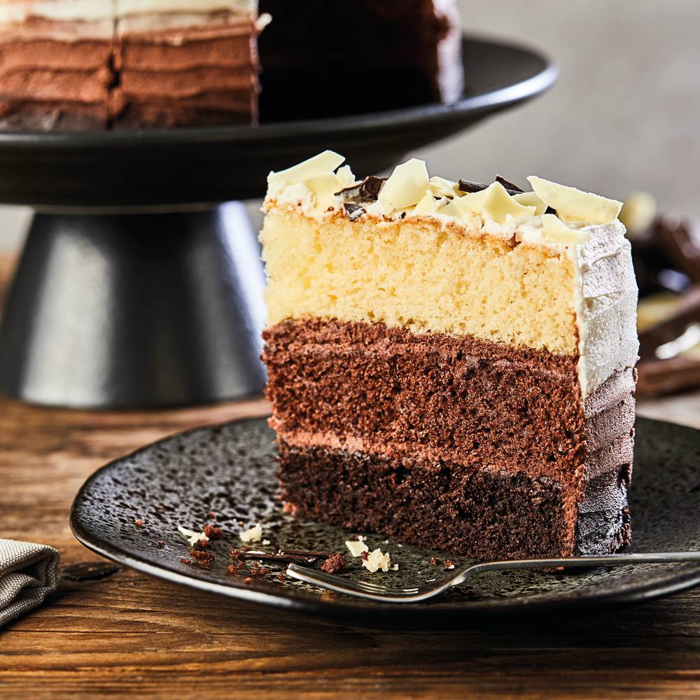 Chefs’ Selections Triple Chocolate Cake (1 x 16p/ptn)