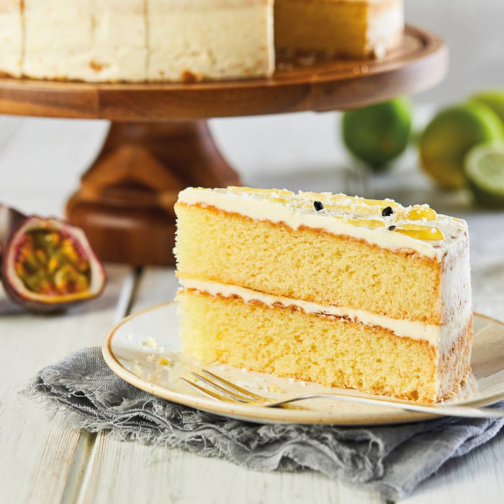 Chefs’ Selections Passionfruit, Lime & Coconut Cake (1 x 14p/ptn)