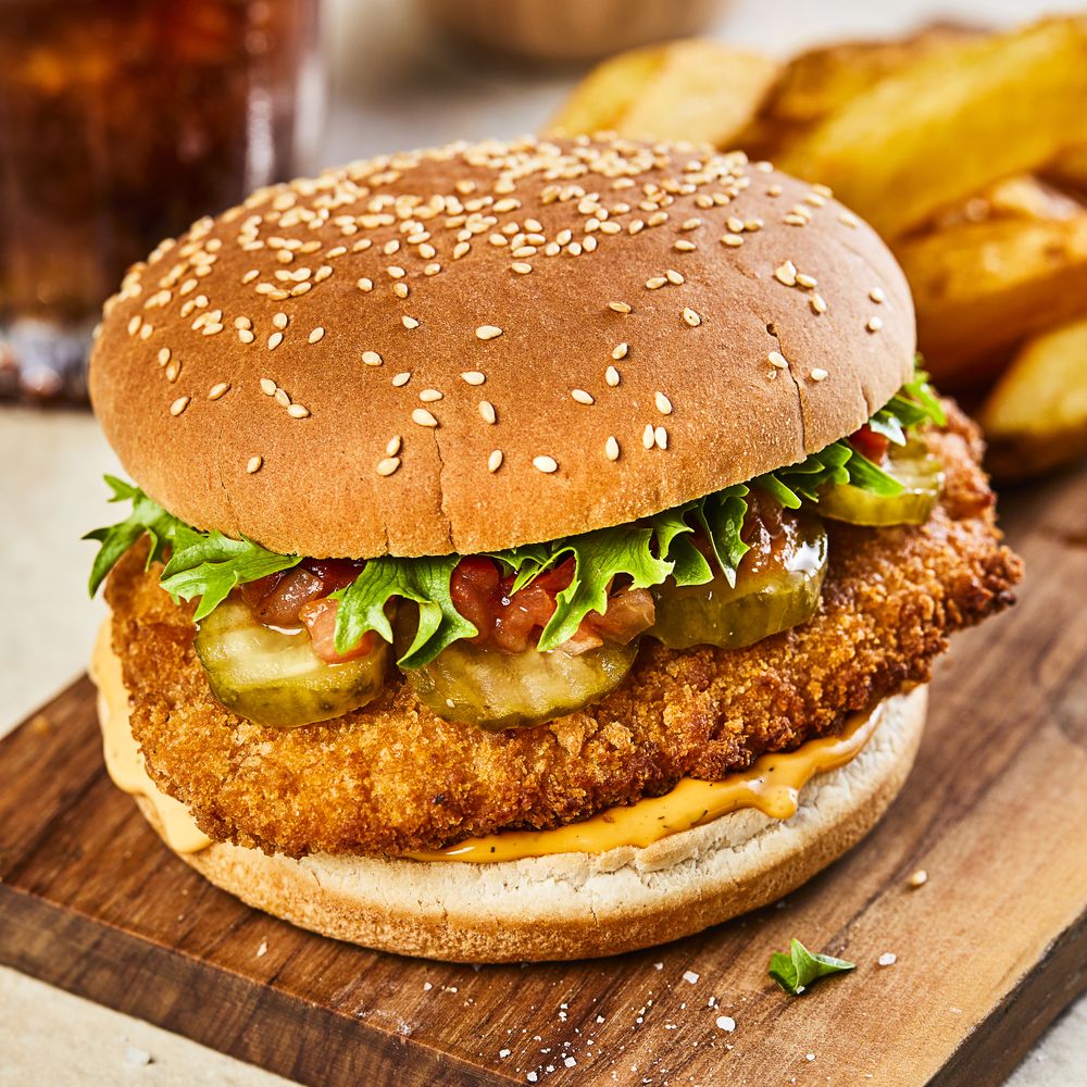 Chefs’ Selections Frozen 5″ Sliced Seeded Burger Bun (6 x 8)